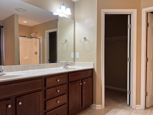 Building Photo - 68 Bicentennial Way