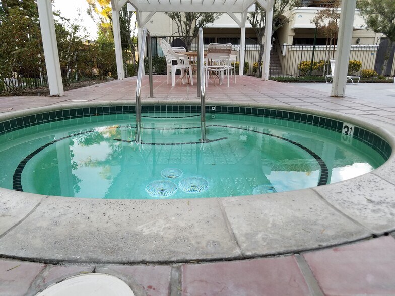 Spa - 27240 Luther Dr