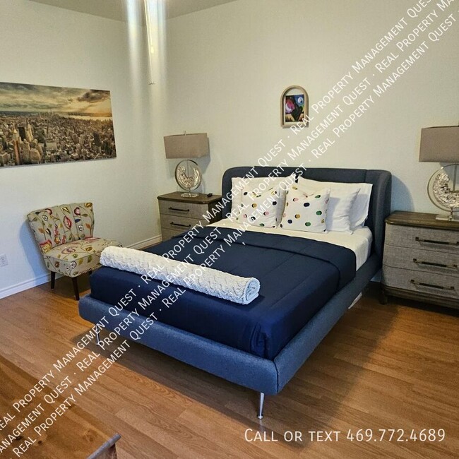 Building Photo - 2522 Waterstone Dr