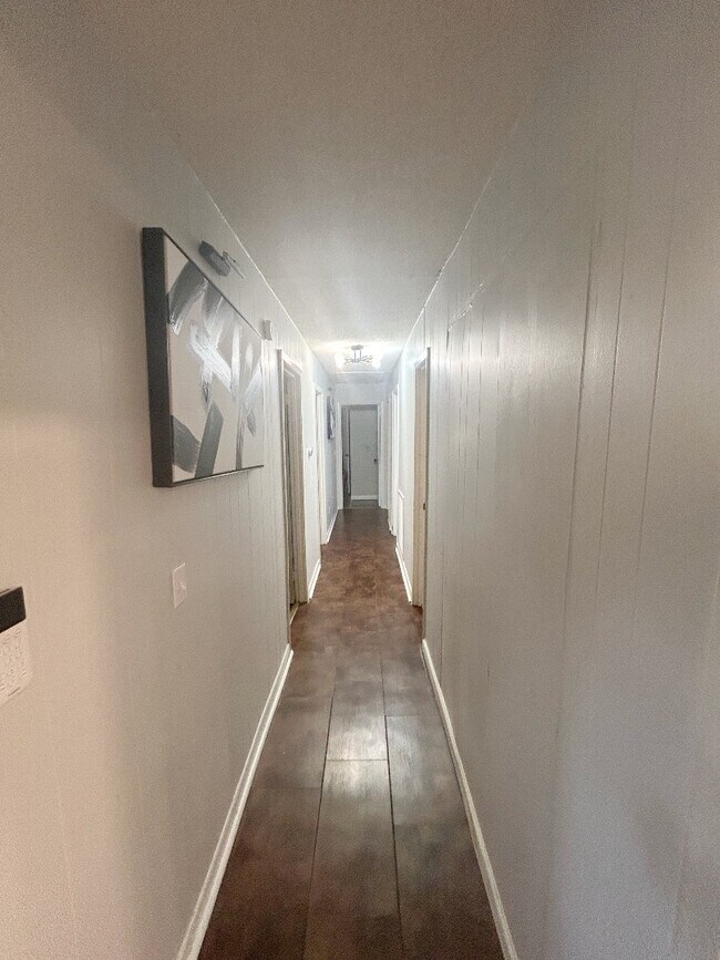 Building Photo - 226 C R 217