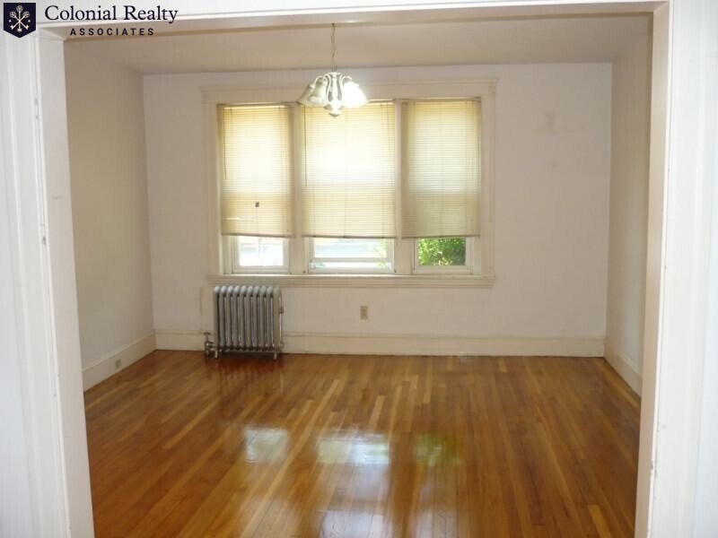 Building Photo - 247 Freeman St