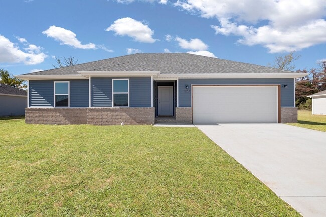 Building Photo - BRAND NEW 3 BEDROOM HOME - BOLIVAR, MO