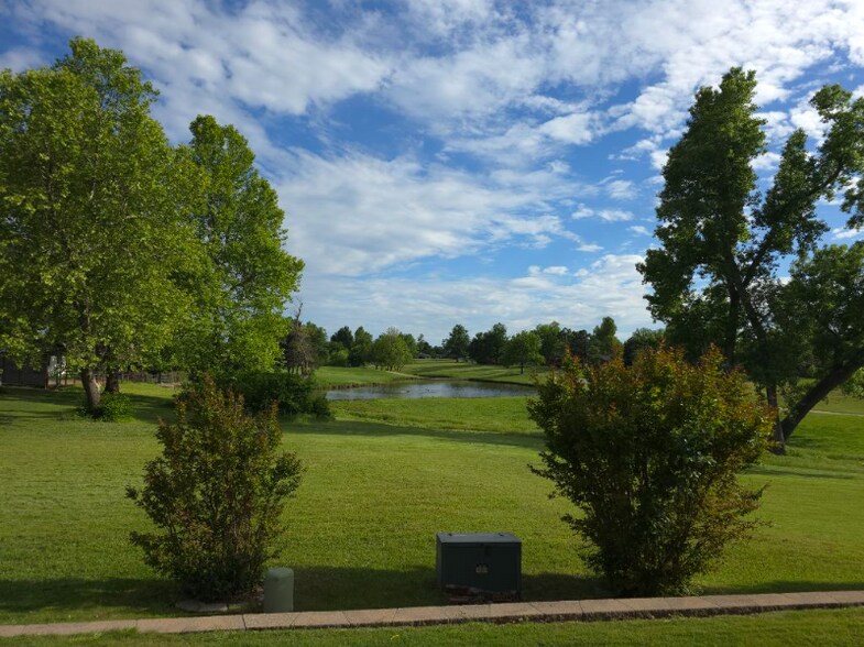 Building Photo - 12007 Ashford Dr