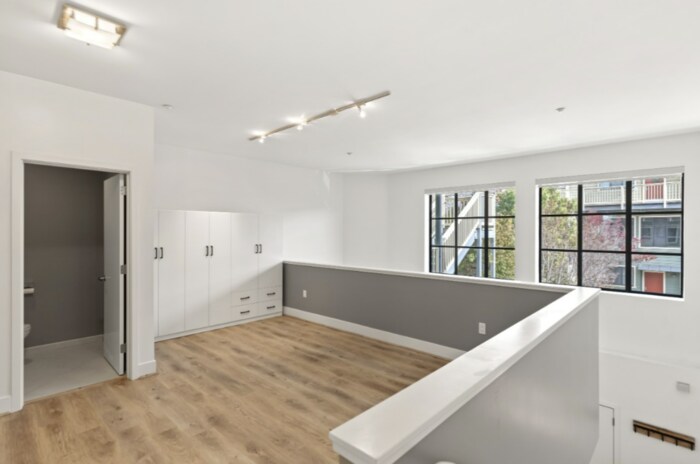 Building Photo - 1565 32nd St