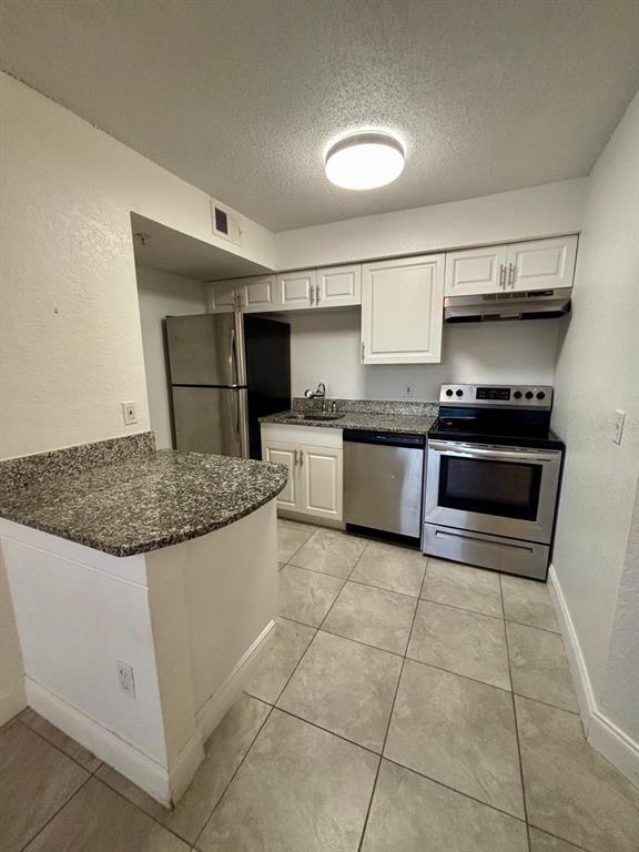 Building Photo - 2206 Antigua Pl