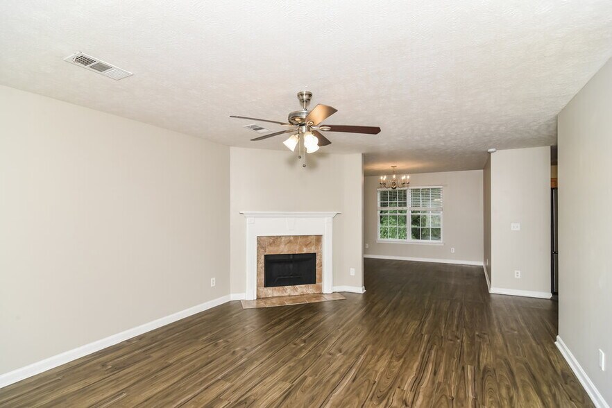 Building Photo - 1109 Modesto Ct