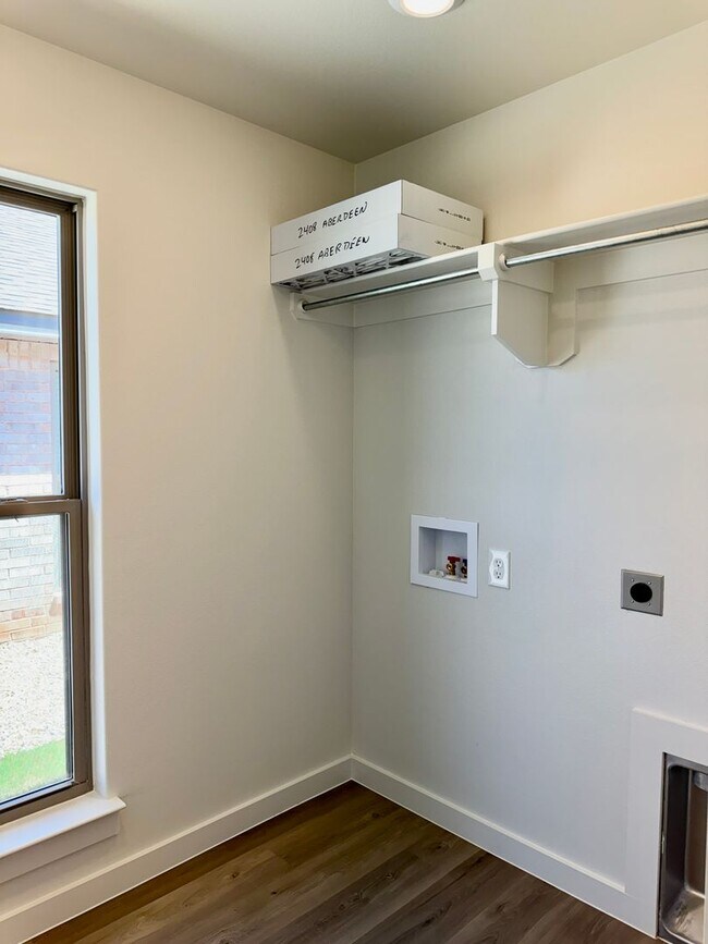 Building Photo - Gorgeous Brand New Build 4/2/2 in Coveted Wolfforth Neighborhood!