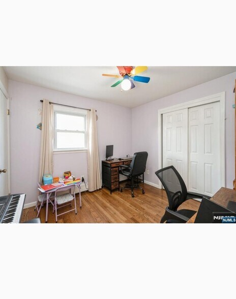 Building Photo - 298 Nedellec Dr