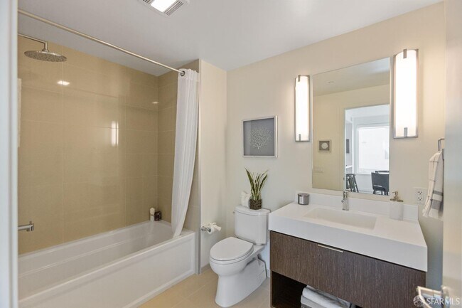 Building Photo - 10 Innes Ct