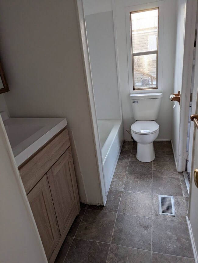 Building Photo - Big Rock West Mobile Home Park