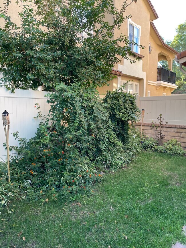 Building Photo - 28064 Dickason Dr