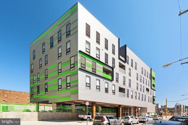 Building Photo - 1501 N 31st St