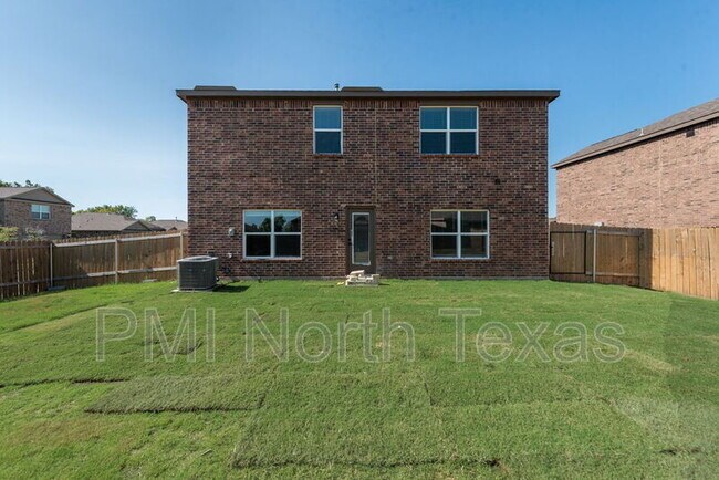 Building Photo - 804 Calhoun Dr