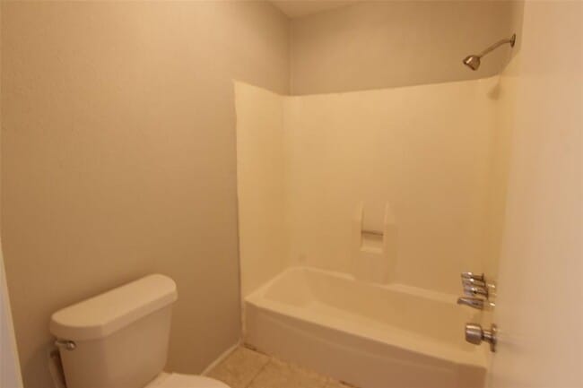 Building Photo - 12155 Huntington Venture Dr