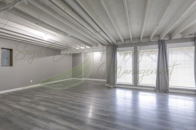 Building Photo - COMING SOON IN GRAIN VALLEY!!!