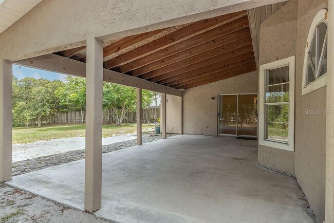 Building Photo - 1465 Eden Dr