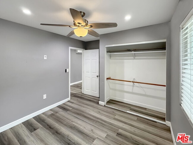 Building Photo - 6206 Home Ave