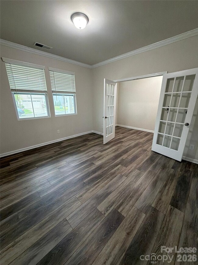 Building Photo - 1008 Fairbrae Ln