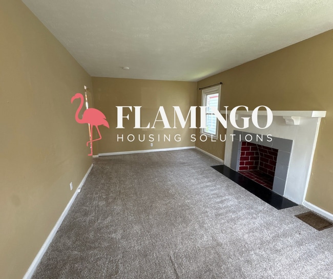 Building Photo - Charming 2-Bedroom Home with Central Air & Washer/Dryer Hookups