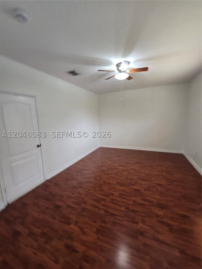 Building Photo - 14758 SW 9th Ln