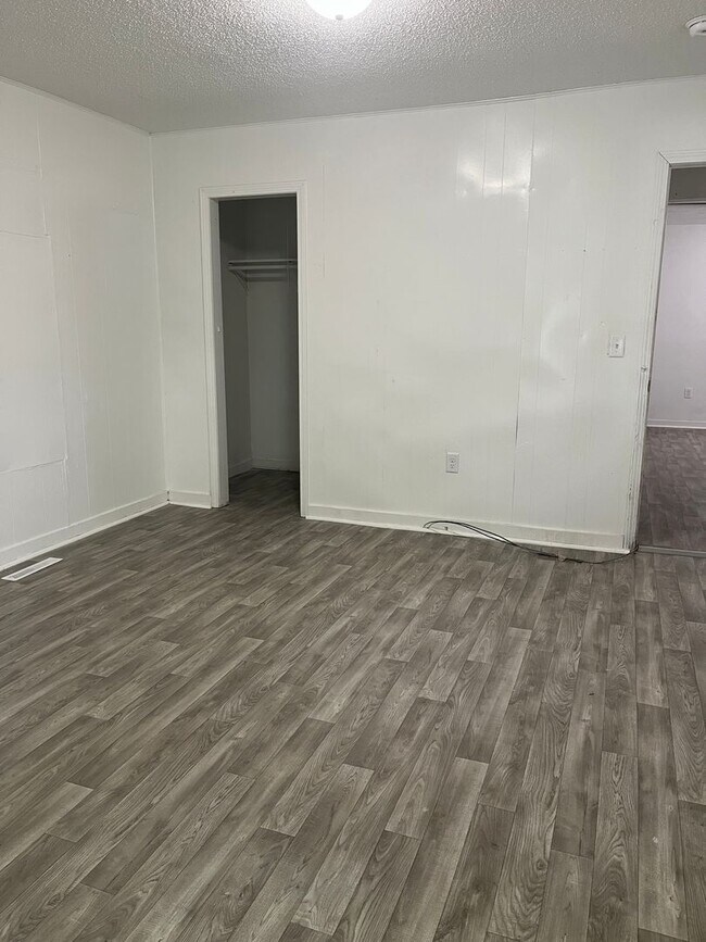 Building Photo - More Space, More Possibilities, More Room to Call Home!