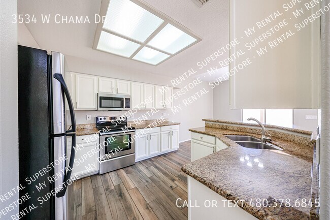Building Photo - 3534 W Chama Dr