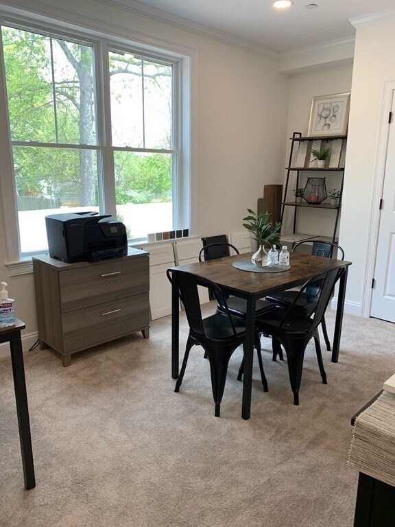 Building Photo - 7 E Dexter Ave