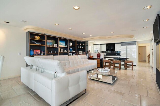 Building Photo - Large Custom Home on the Bay with Boat Dock