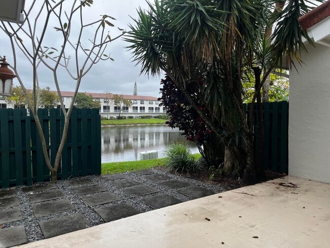 Building Photo - 20918 Estada Ln