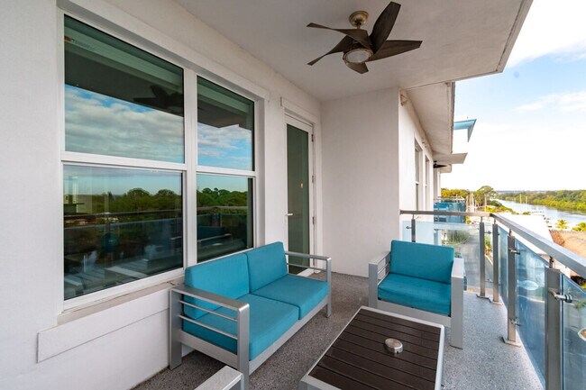 Building Photo - 202 Ivory Coral Ln