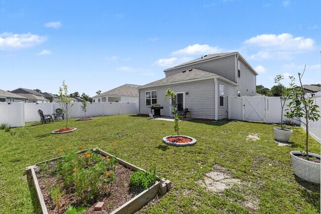 Building Photo - 296 Blue Haw Dr
