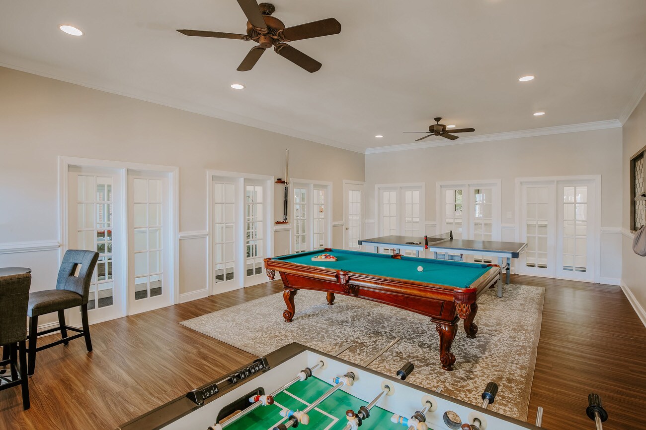 Gameroom - 935 Dorchester Pl