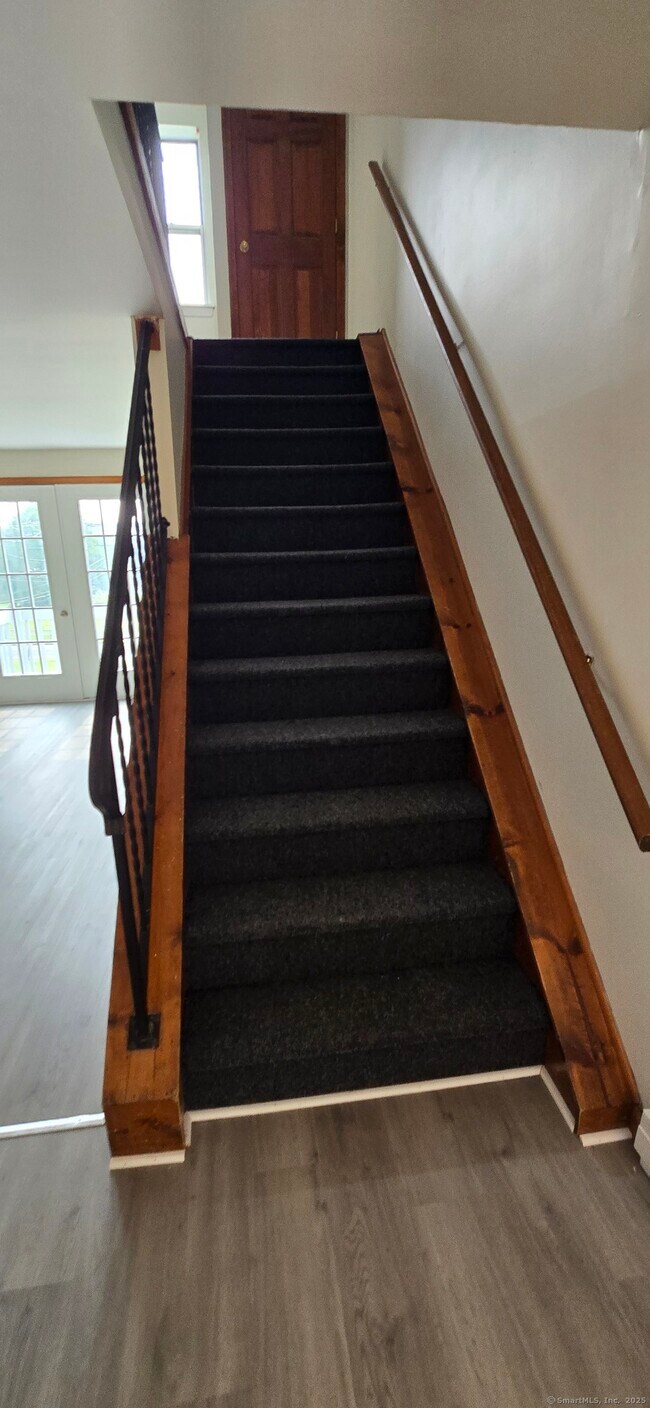 Building Photo - 106 Wakelee Rd