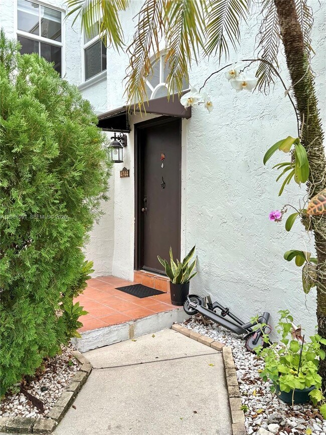 Building Photo - 4744 NW 97th Pl