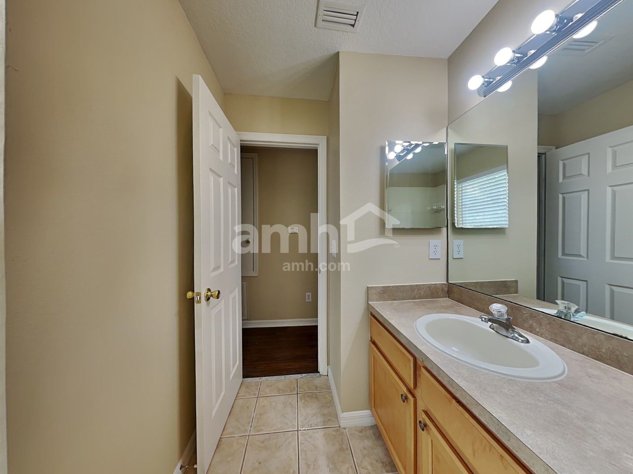 Building Photo - 12012 Citrus Leaf Dr