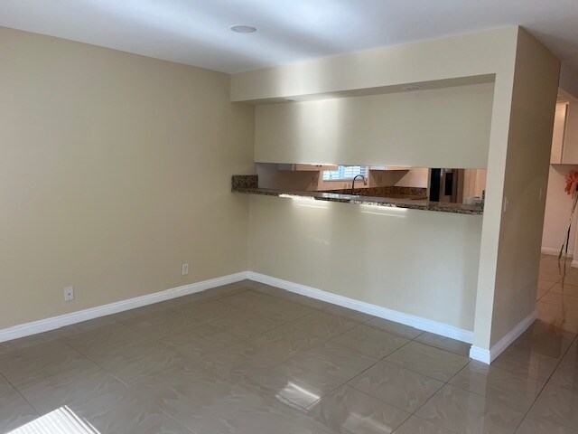 Building Photo - 413 S Colt St