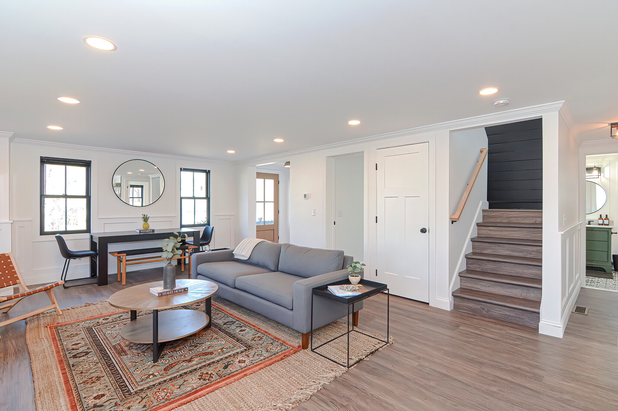 Building Photo - 29 Lion St