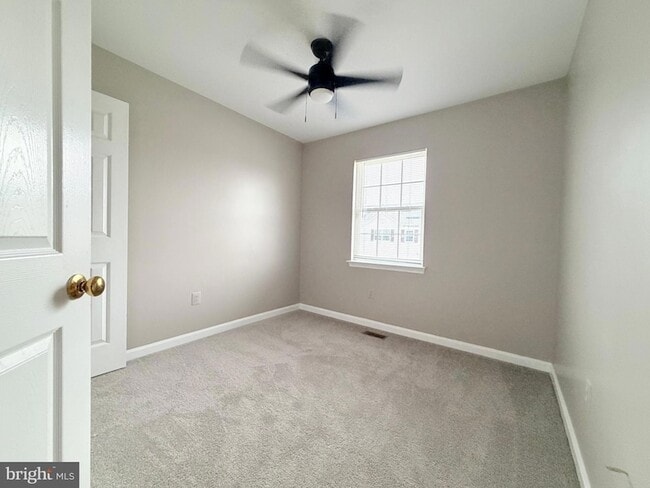 Building Photo - 4805 Cowslip Ct