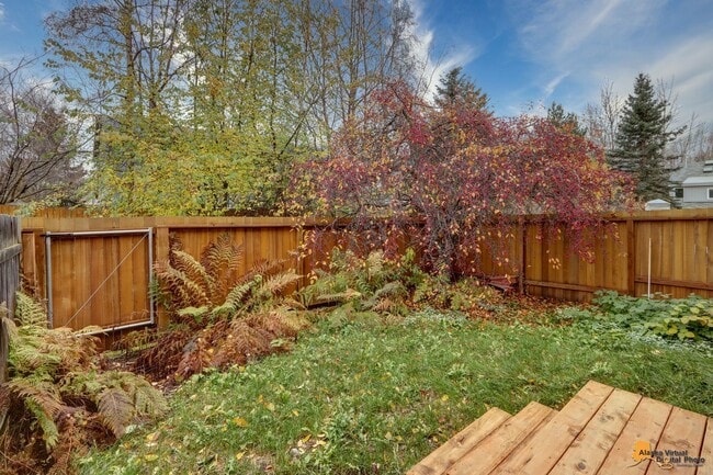 Building Photo - East Anchorage Condo with Fenced in Yard, ...