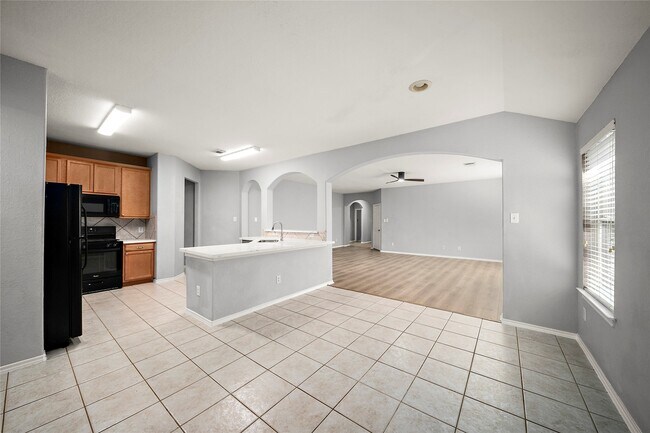 Building Photo - 62 Rookwood Ct