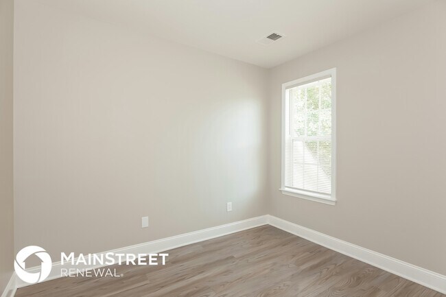 Building Photo - 2701 Amber Crest Dr