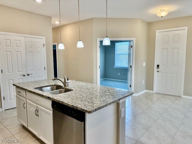 Building Photo - 2969 Royal Gardens Ave