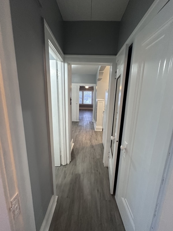 Building Photo - 1442 W 101st St