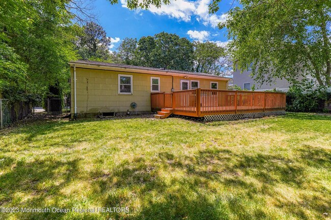 Building Photo - 1612 Evans Rd