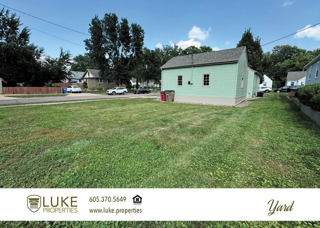 Building Photo - 801 S West Ave