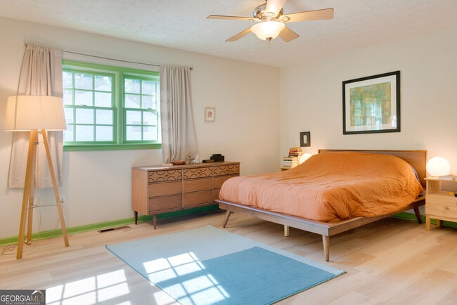 Building Photo - 1905 S Milledge Ave