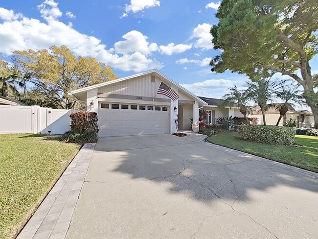 Building Photo - 308 Hammock Dr