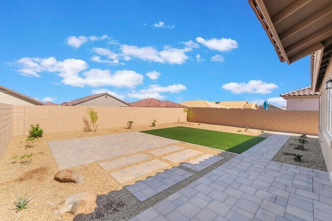 Building Photo - Modern Living in Cadence – 3 Bedroom Beauty!