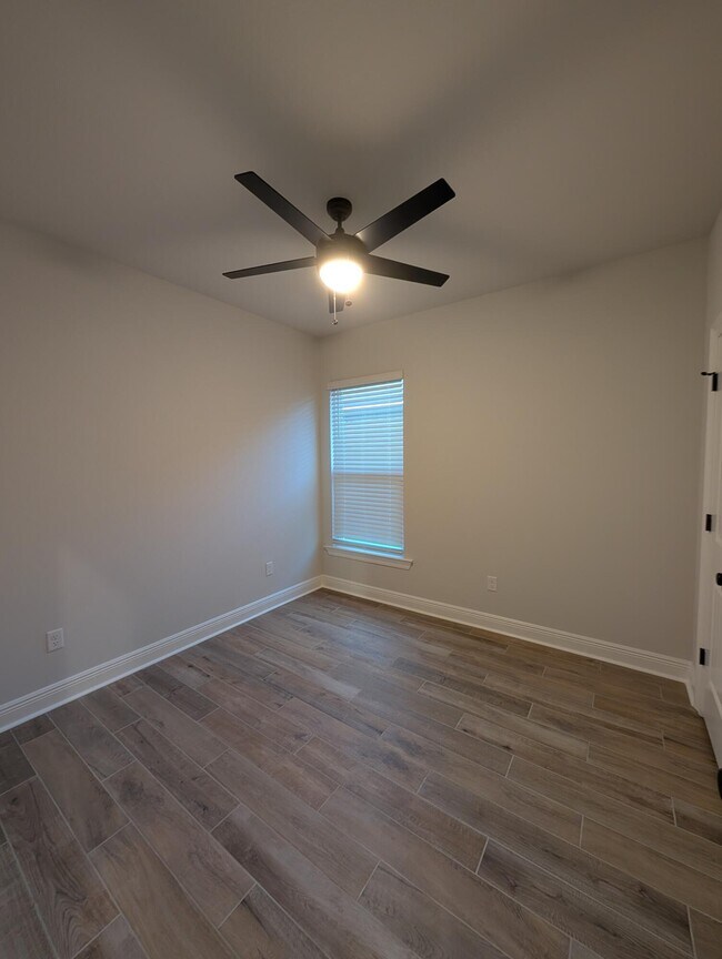 Building Photo - 35 Natureview Wy