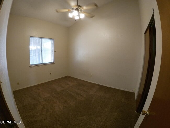 Building Photo - 2241 Seagull Dr